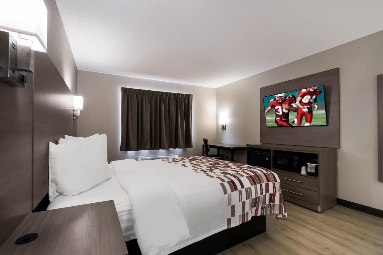 Motel Super 8 By Wyndham Marston Zewnętrze zdjęcie